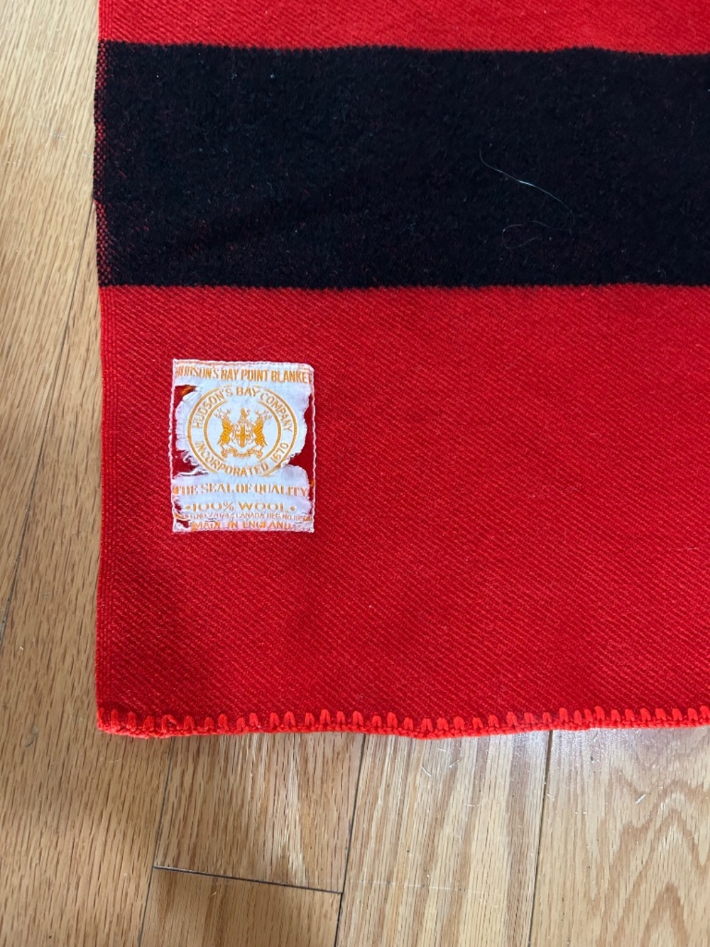 Vintage Hudson’s Bay Company 4 Point Wool Blanket Red Black Stripe 84" x 68" - Picture 4 of 10
